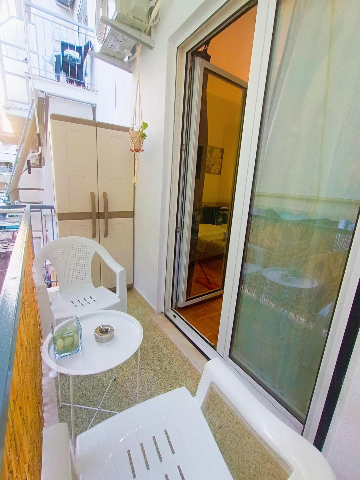 Cozy Apartment In Athens Exterior photo